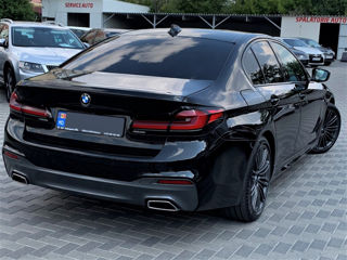 BMW 5 Series foto 5