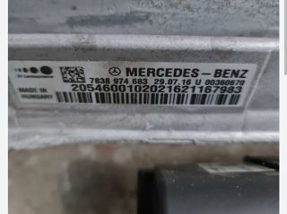 Vind la Mercedes C class   205 foto 6