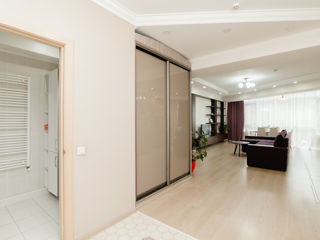 Apartament cu 3 camere, 109 m², Centru, Chișinău foto 5
