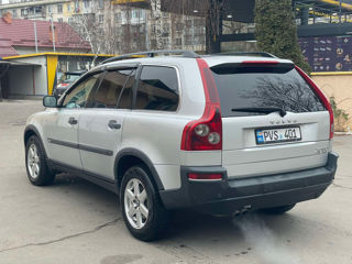 Volvo XC90 foto 2