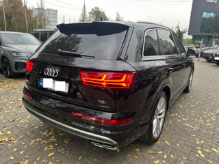 Audi Q7 foto 6