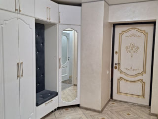 2-комн. кв., 60 м², 1/5 эт.