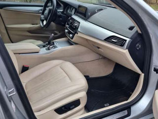 BMW 5 Series foto 5