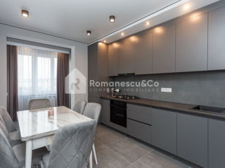 Apartament cu 2 camere, 50 m², Centru, Chișinău foto 1