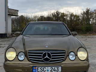 Mercedes E-Class