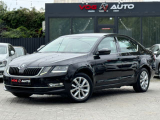 Skoda Octavia foto 1