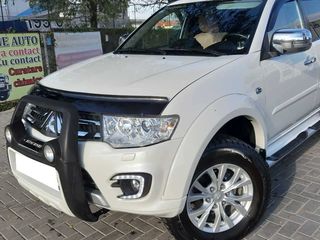 Mitsubishi Pajero Sport foto 1