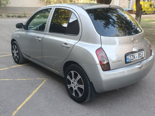 Nissan Micra foto 4