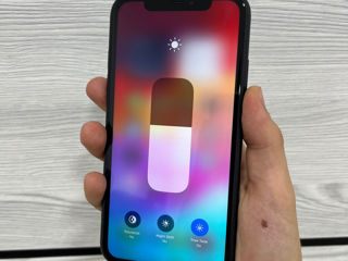 iPhone XR 64Gb foto 2