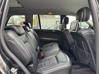 Mercedes GL-Class фото 13