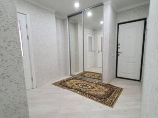 Apartament cu 2 camere, 55 m², Botanica, Chișinău foto 7