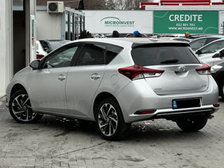 Toyota Auris foto 5