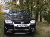 Volkswagen Touareg foto 1