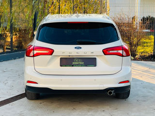 Ford Focus foto 19