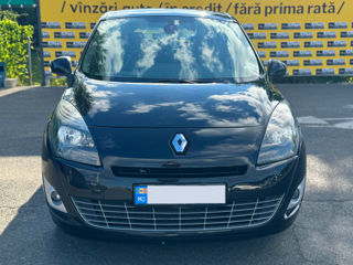 Renault Grand Scenic foto 2