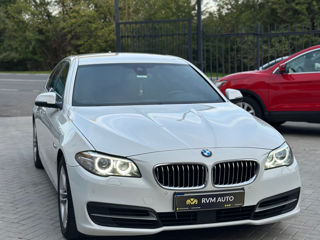 BMW 5 Series foto 3