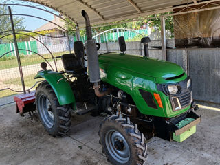 Tractor Jinma XT 244 ,300 moto ore