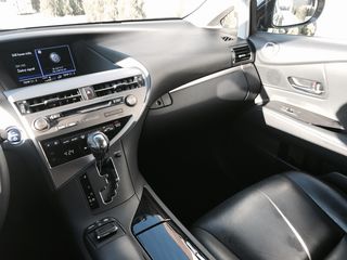 Lexus RX Series foto 9