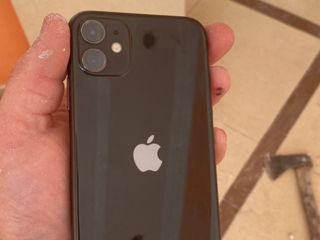 Se vinde iPhone 11