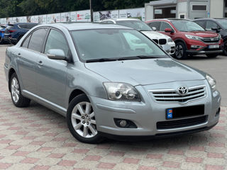 Toyota Avensis foto 5