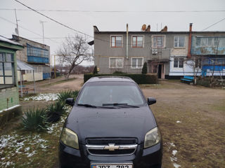 Chevrolet Aveo foto 2