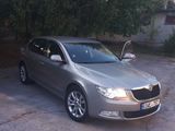 Skoda Superb foto 2