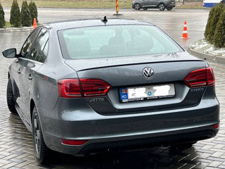 Volkswagen Jetta foto 7