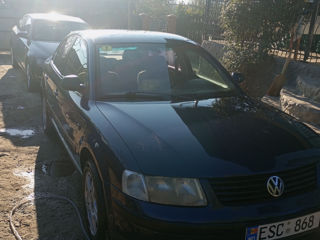 Volkswagen Passat foto 2