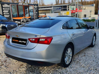 Chevrolet Malibu foto 4