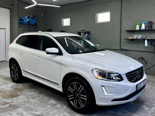 Volvo XC60 foto 2