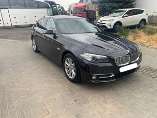 BMW 5 Series foto 3