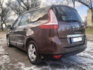 Renault Grand Scenic foto 5