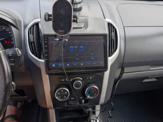 Isuzu D-Max фото 10