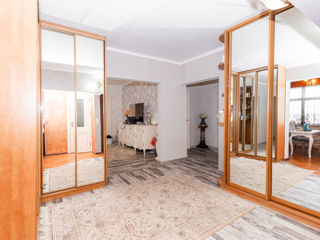 Apartament cu 3 camere, 90 m², Botanica, Chișinău foto 16