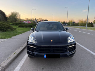 Porsche Cayenne foto 2