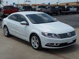 Volkswagen Passat CC foto 2