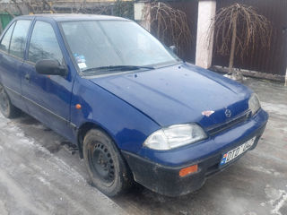 Suzuki Swift, 1995