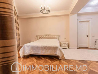 Apartament cu 2 camere, 147 m², Centru, Chișinău foto 4