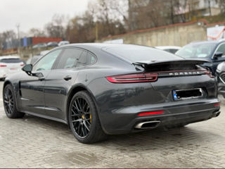 Porsche Panamera foto 10