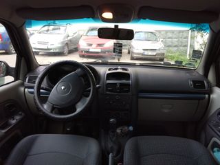 Renault Clio foto 6