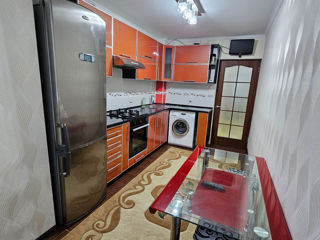 Apartament cu 2 camere, 57 m², Botanica, Chișinău foto 3