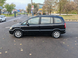 Opel Zafira foto 5