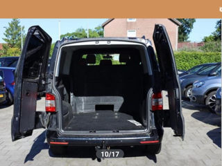 Volkswagen Caravelle foto 6