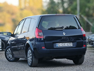 Renault Grand Scenic foto 4