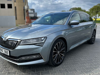 Skoda Superb foto 3