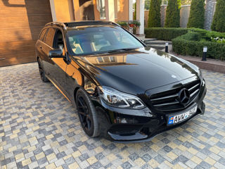 Mercedes E-Class Wagon