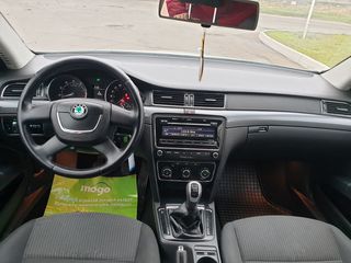 Skoda Superb foto 4