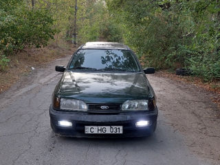 Ford Sierra foto 1