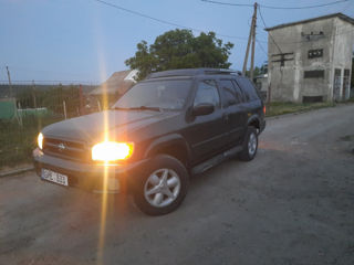 Nissan Pathfinder foto 7