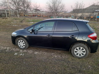 Toyota Auris foto 8